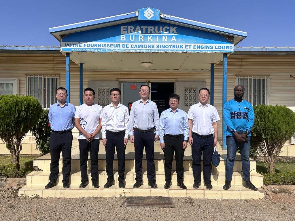 Ambassador Lu of the Chinese Embassy in Burkina Faso and his delegation visited Acti International Burkina Faso Branch to inspect and guide the work