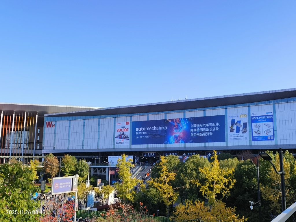 Expanding Horizons in Shanghai! ERATRUCK’s Seven Elite Members Debut at Automechanika Shanghai